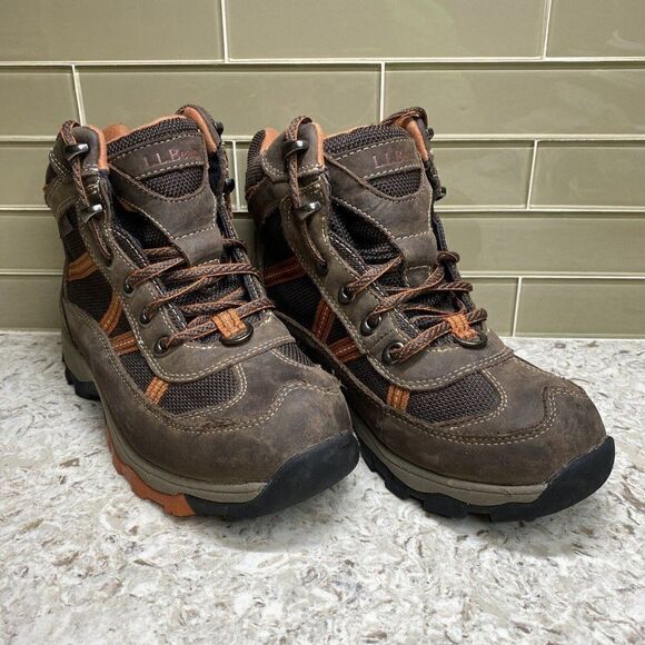 L.L. Bean Brown Snow Sneakers - Picture 1 of 9